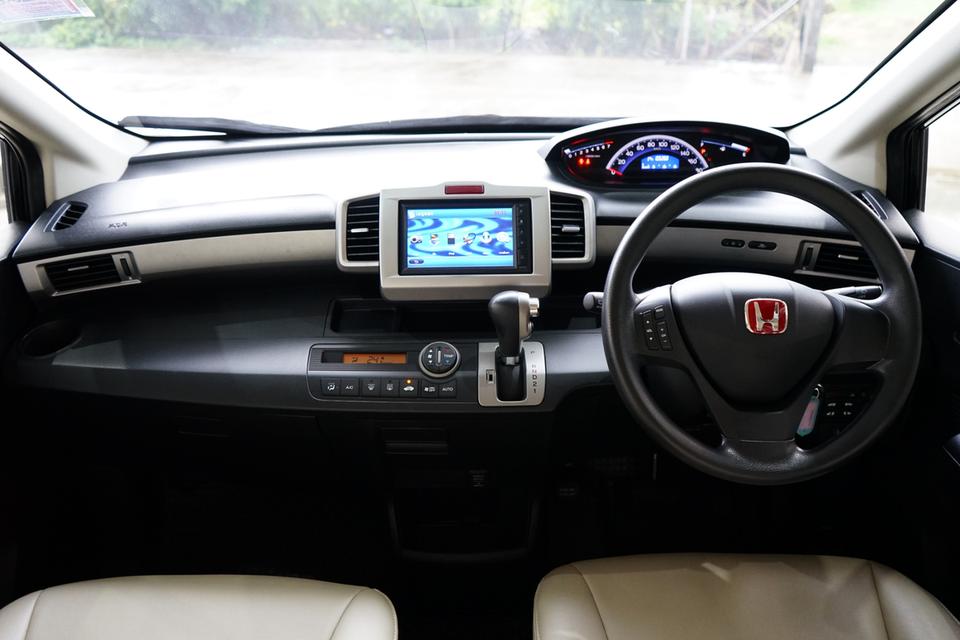 2013 HONDA FREED 1.5EL 11