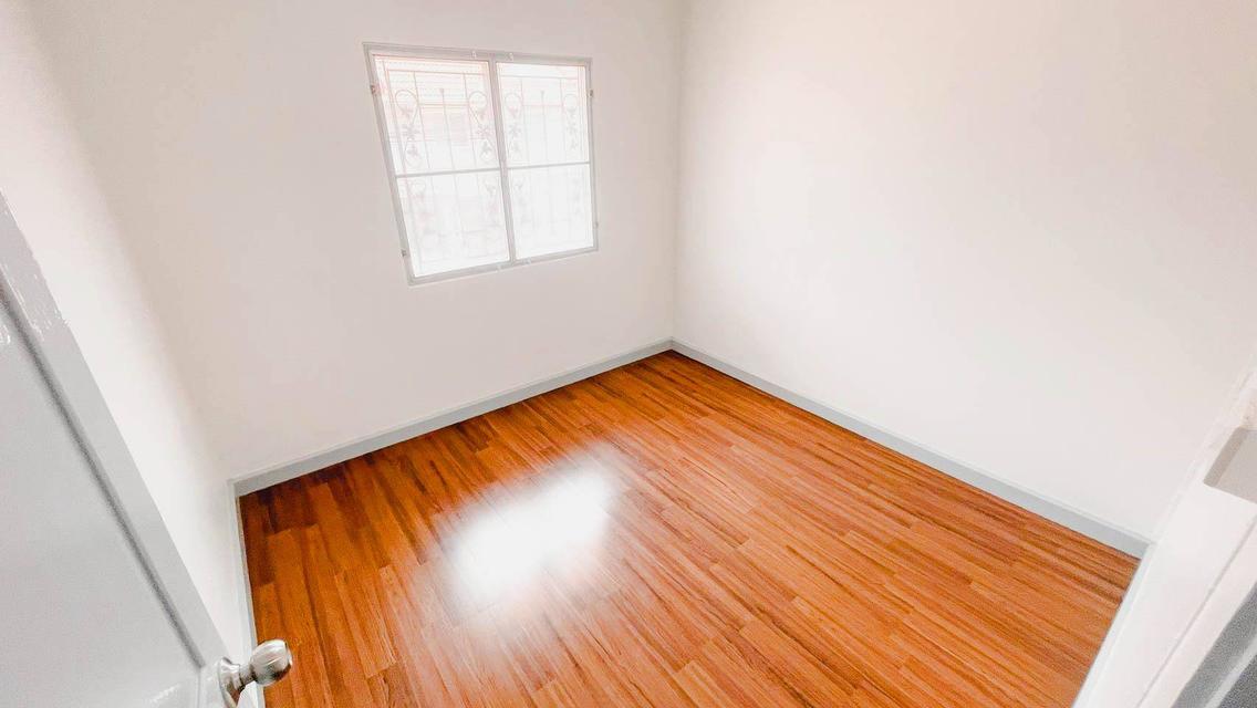 ให้เช่าทาวเฮ้าส์ 2 ชั้น หลังมุม หมู่บ้านพฤกษาดี คลองสาม คลองหลวง ปทุมธานี ใกล้บิ๊กซีคลอง3,ดรีมเวิล์ด,ฟิวเจอร์ 3