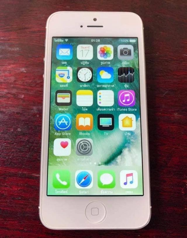 iPhone 5  16GB (สีขาว)  1