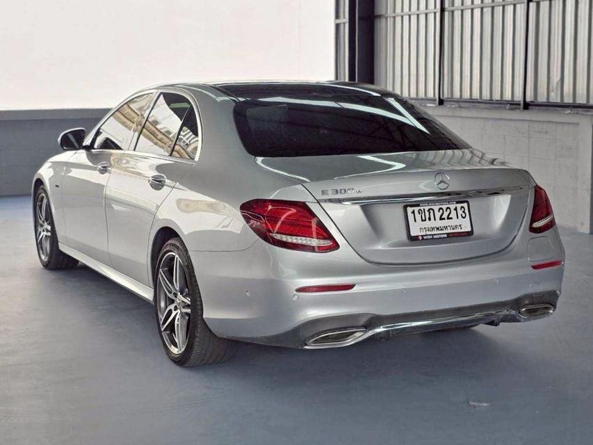 รหัสรถ WMT2113 BENZ E300e AMG Dynamic Facelift ปี 2021 รูปที่ 6
