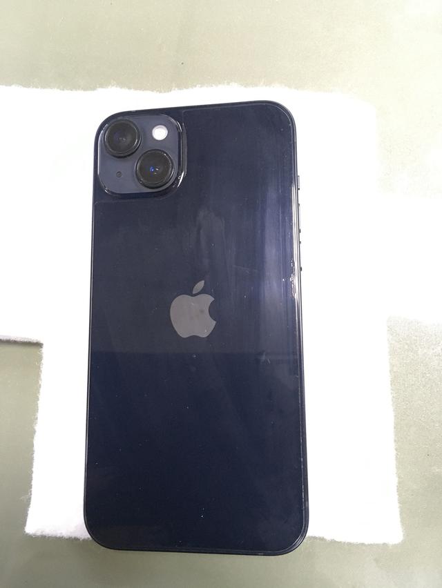 iPhone 14 Plus 128GB (สีดำ Midnight) – สภาพนางฟ้า เจ้าของขายเองค่ะ รายละเอียดตัวเครื่อง: ความจุ: 128 GB สี: ดำ (Midnight) เท่ๆ คลาสสิก สภาพ: สภาพสวยมา รูปที่ 4
