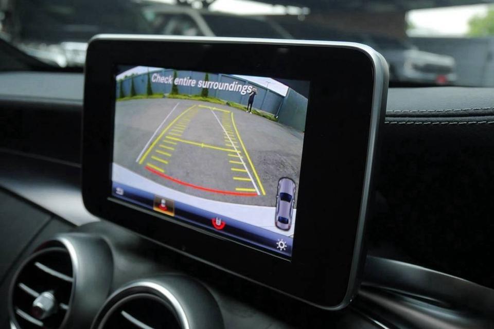 2015 Benz C300 Bluetech AMG 13