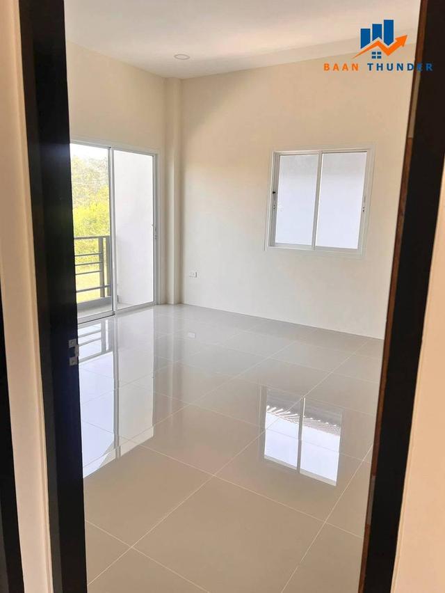 บ้านเดี่ยวสไตล์โมเดิร์น บ้านสร้างเสร็จใหม่ ในโครงการกฤษดานคร 26 **วิวติดทะเลสาบ - สนามกอล์ฟ เพียง 3.9 ล้านบาท 9