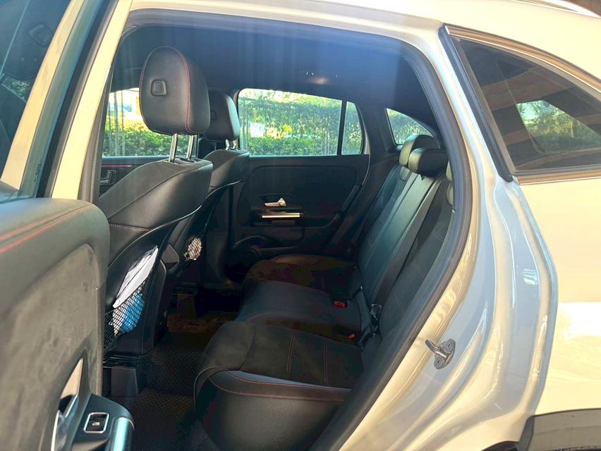 ขายรถ Benz GLA200 AMG W247 ปี 2021 สีขาว เกียร์ออโต้ 12