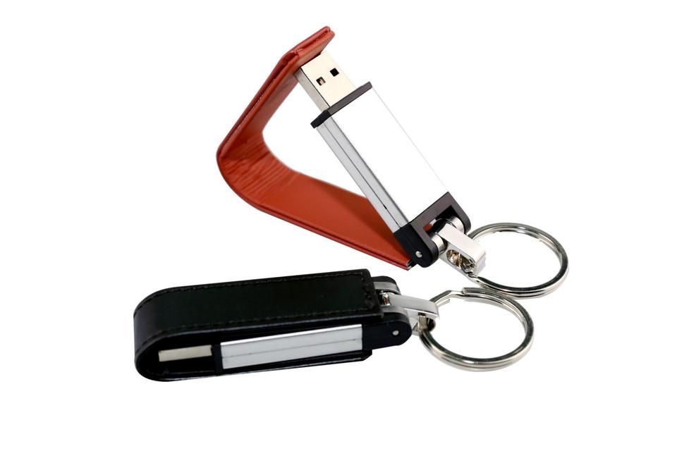 รับผลิตและจำหน่าย flash drive พรีเมี่ยมราคาพิเศษ สกรีนโลโก้ ฟรี !!! 6