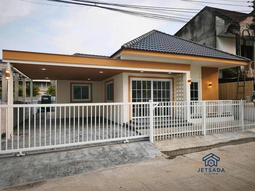 บ้านเดี่ยวสร้างใหม่พร้อมเข้าอยู่กลางเมืองเชียงรายทำเลไข่แดง 3