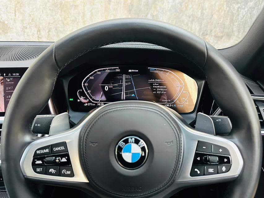 2021 BMW 330e M Sport Plug-in Hybrid โฉม G20  6