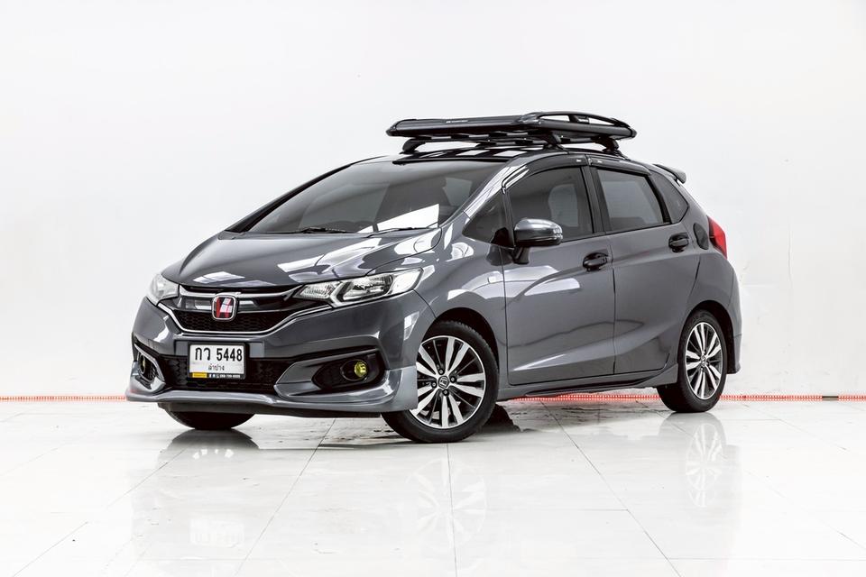 HONDA JAZZ GK 1.5 V+ ปี 2018 - แต่งหล่อจัดเต็ม พร้อมแร็คหลังคาV+ ตัวนิยม ปุ่ม Push Start ไมล์แท้เช็คศูนย์ตลอด