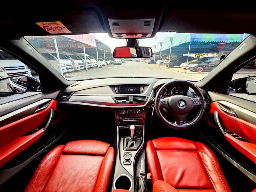 BMW  6