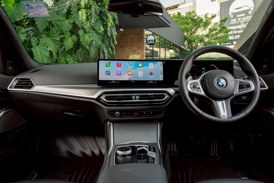 BMW 330e M Sport Plug-in Hybrid LCI ปี 2023 🩶เข้าแล้ว สีพิเศษ “Brooklyn Grey!” พร้อม BSI & Warranty 3 ปีเต็ม🩶
