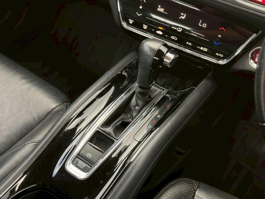 HONDA HRV 1.8 E Limited ปี 16 สีเทาดำ   ออโต้ สวยหรูสปอร์ตน่าขับมากๆ  20