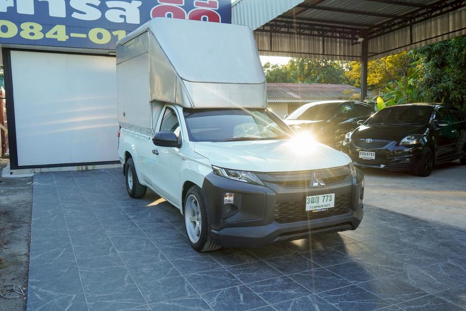 Mitsubishi Triton 2.5 GL 3