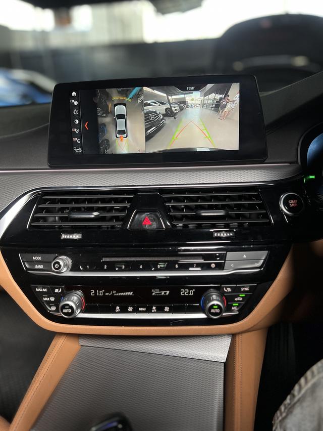 BMW 530e M Sport 7