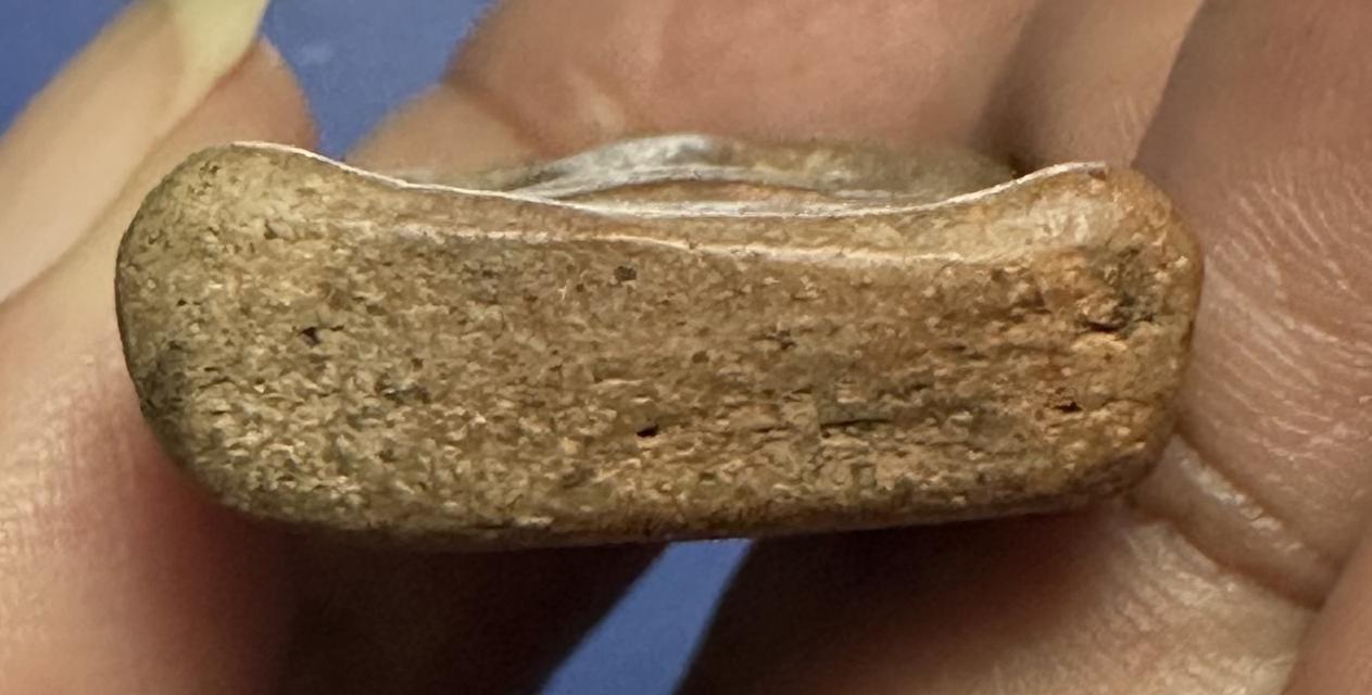 พระชินราช ใบเสมาเนื้อดิน 8