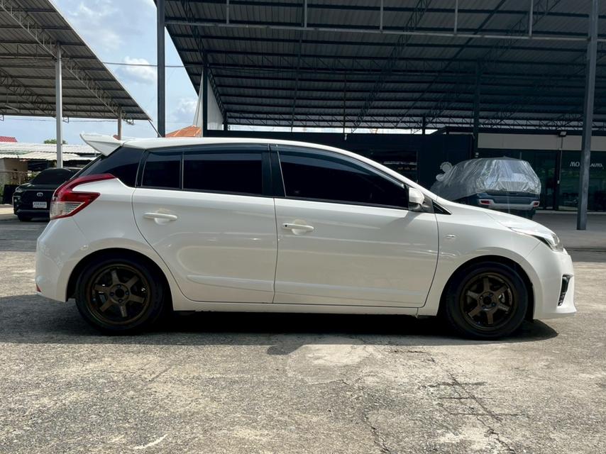 รถเข้าใหม่! Toyota Yaris 1.2 E Hatchback ปี 2016 สีขาว 7
