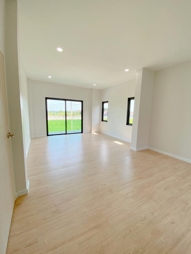 ขายบ้านเดี่ยว 2 ชั้น หลังใหญ่ 6