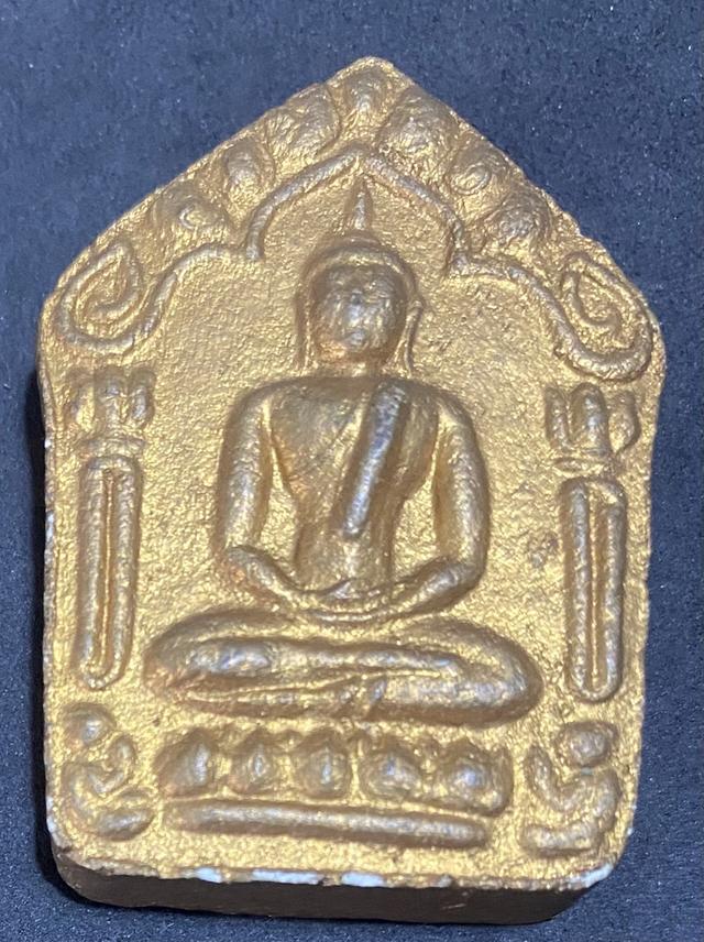 พระเครื่องสมเด็จผงพรายขี่แพะหลังยันห้าหลวงปู่ทิม