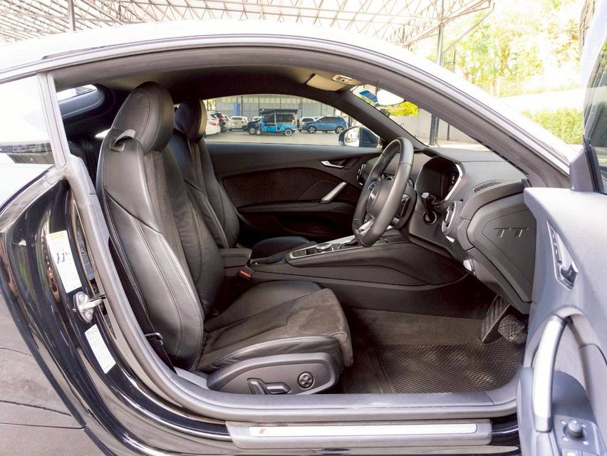 Audi TT Coupe 45 TFSI S Line ปี 2018 11