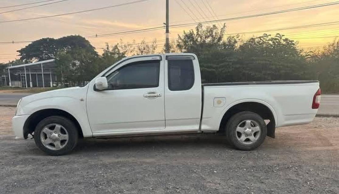 Isuzu D-Max  ปี 2006 สีขาว 3