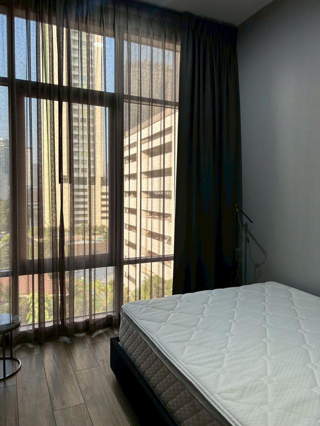 ขายคอนโดหรู: The Lofts Asoke 14