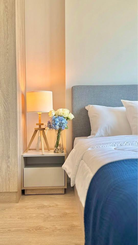 ห้องจริงสวยกว่าในรูปอีกนะ มาดูแล้วจะหลงรักทันที 💖 ให้เช่าคอนโดมิเนียมแล้ววันนี้ ✨ 11