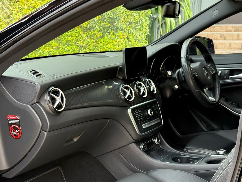 2019 BENZ CLA 250 AMG NIGHT EDITION รถมือเดียวออกป้ายแดง รถวิ่งน้อยเพียง 69,000 กม รถไม่เคยมีอุบัติเหตุครับ 11
