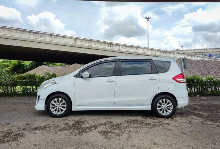 Suzuki Ertiga ปี 2014 5