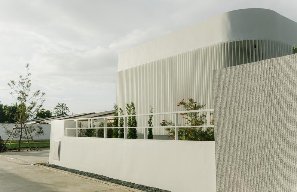 🏡🎉 Pool Villa ในโครงการใหม่ บ้านสไตล์โมเดิร์น Type Olive ตกแต่งพร้อมอยู่ #หางดง - ราคาเริ่มต้น 7.48 ล้านบาท 🔥新建房屋出售 3 卧室 4 卫生间 - 价格 7.48 MB 🔥 9