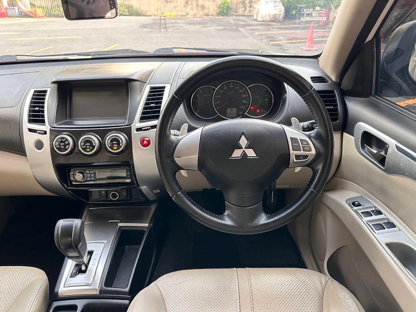 รหัสรถ QT5490  Mitshubishi Pajero 2.5 Sport GT เกียร์ Auto สีขาวมุก ปี2013 9