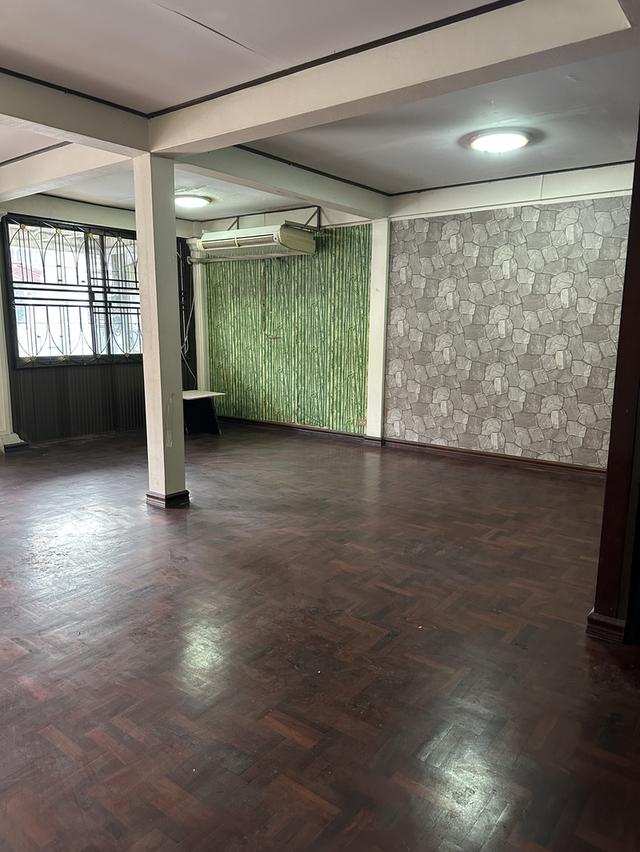 ให้เช่าทาวน์เฮาส์ 2 ชั้น ปากเกร็ด ซอยสุขาประชาสรรค์2 (วัดกู้) 3