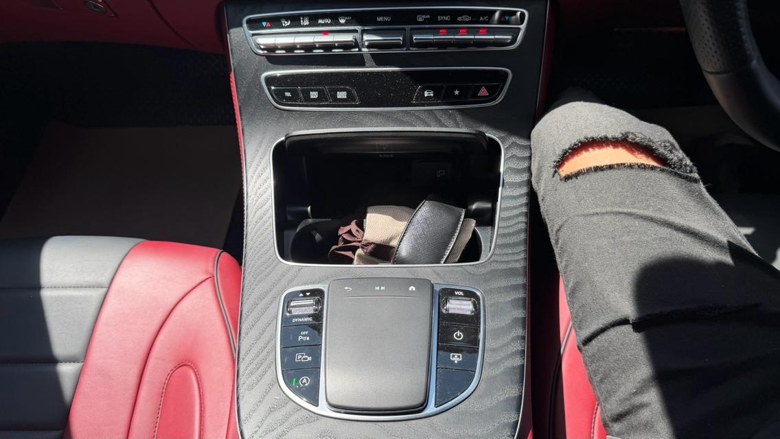 2025 Benz Cls220d AMG Premium Milage 15,XXX KM รูปที่ 13