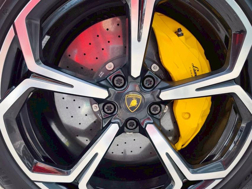 รหัสรถ KPV53 2024 Lamborghini Urus S 4.0 4WD Super car SUV 15