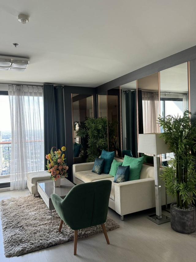 Sale / Rent Rhythm Sukhumvit 42 35th floor 80 sqms 2 bedrooms 2 bathrooms Fully furnished Rent​ 69,000​ baht Price. 18,900,000 baht Line id : kingrice 8