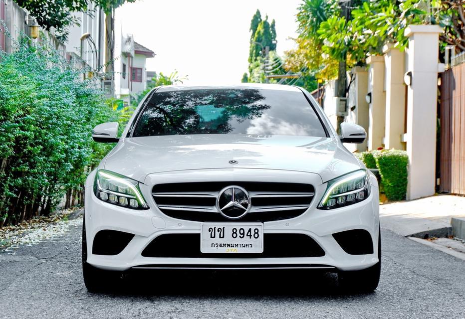 Mercedes Benz C220d Avantgarde ปี 2020 การันตีไมล์แท้ 62,xxx Km. 3