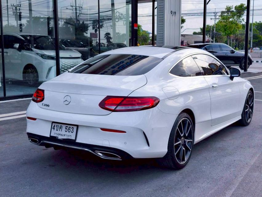 BENZ C200 2.0 COUPE AMG DYNAMIC สีขาว 2023 9