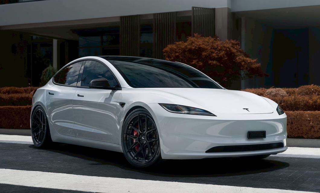 Tesla Model 3 2024 ขาว option จัดเต็ม ไมล์ 30000