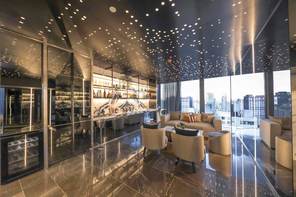 💥คอนโด ราคาต่ำกว่าหน้าโครงการ ✅ส่วนลดสูงสุด 100,000 บ.ทันที​ ✅​รับ Cashback หลังการขาย ✅ตกแต่งให้พร้อมหิ้วกระเป๋าเข้าอยู่ 13