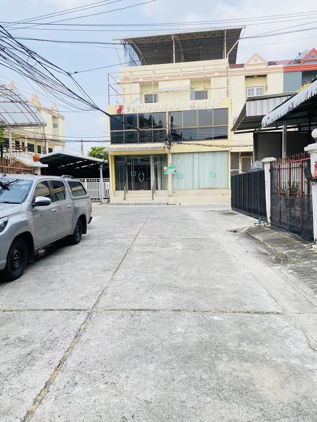 ขายทาวน์เฮาส์3 ชั้น ถนน สุขุมวิท 77 14