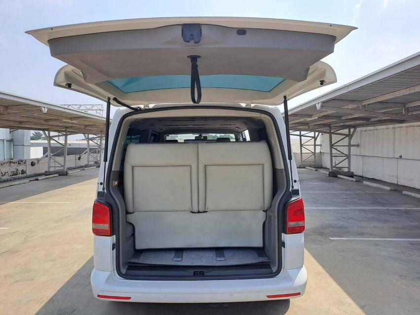 VOLKSWAGEN CARAVELLE 2.0 TDI ปี2014 สีขาว 9