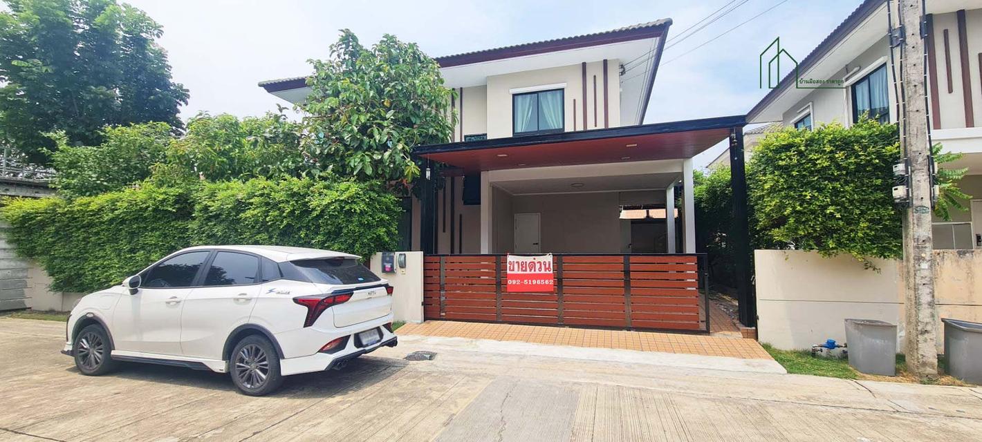 บ้านเดี่ยวหรู หมู่บ้านเดอะทรัสต์วิลล์ กาญจนาภิเษก-หทัยราษฎร์ หลังมุม 16