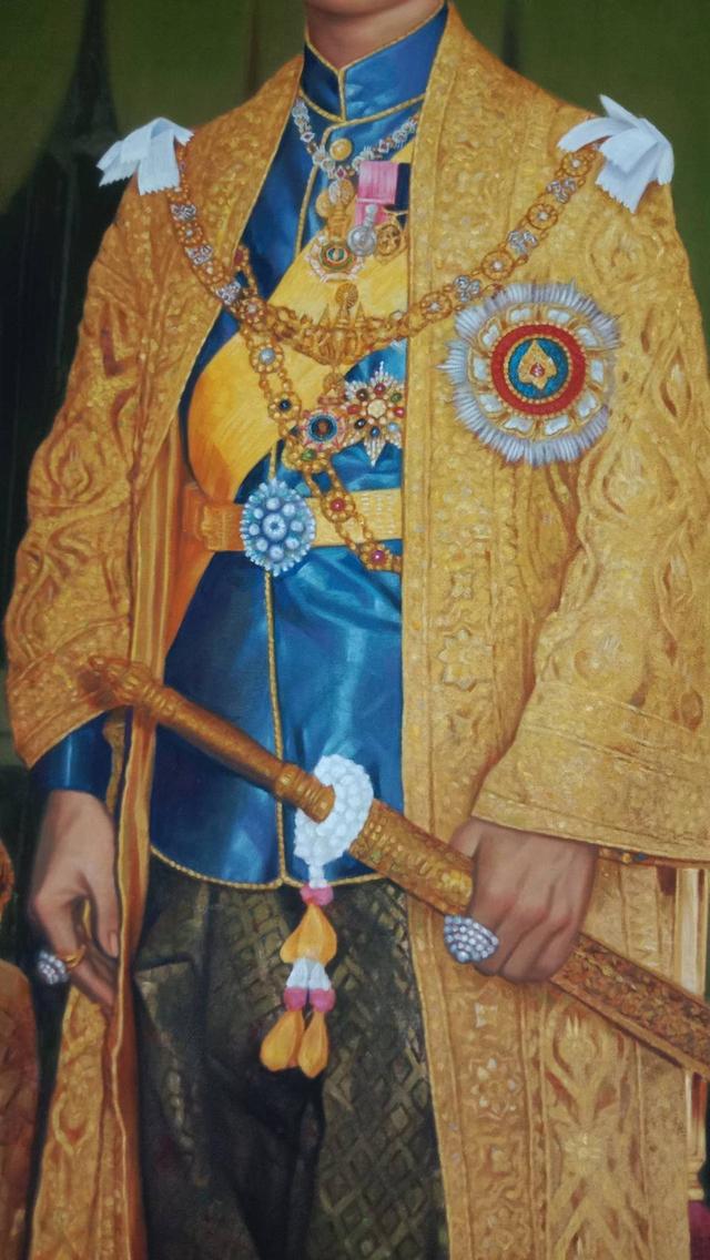 613.ภาพวาดสีน้ำมันพระบรมสาทิสลักษณ์ ในหลวงรัชกาลที่ 9 พระบาทสมเด็จพระบรมชนกาธิเบศร มหาภูมิพลอดุลยเดชมหาราช บรมนาถบพิตร