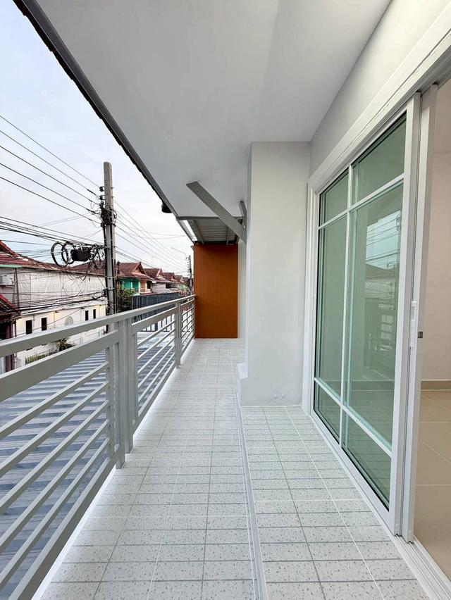 หมู่บ้านพฤกษา3  ถนนวัดลาดปลาดุก บางบัวทอง ทาวน์เฮาส์ 2 ชั้นตกแต่งใหม่พร้อมอยู่ มีระเบียงด้านหน้า บ้านใกล้ตลาด 20