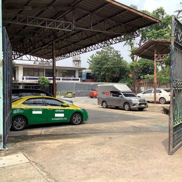 ขายที่ดินสวยติดถนนใหญ่ ใกล้ BTS ภาวนา 3