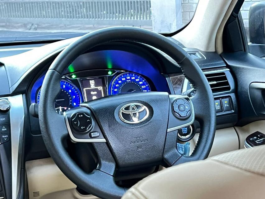 2015 toyota camry 2.0 g 4