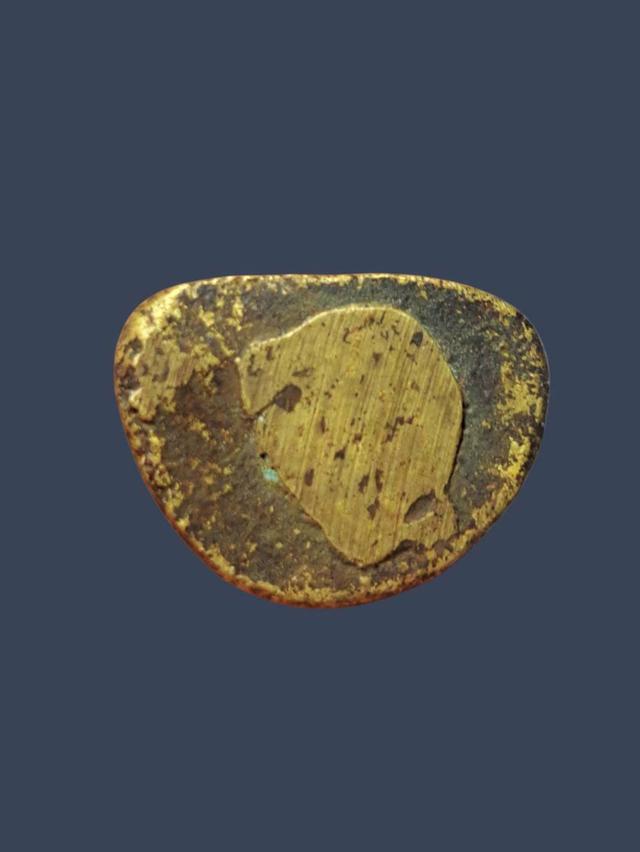 หลวงพ่อเงิน เปิดให้บูชาจ้า รูปที่ 4