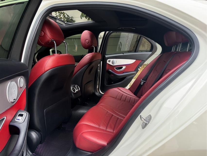 รหัสรถ AVA6988 💢 Benz C220d AMG Dynamic รุ่น Top 15