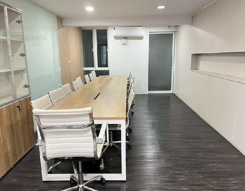 ให้เช่าอาคาร / Home Office 4.5 ชั้น / ทำเล ติดถนนพระราม 9 / ใกล้ เดอะไนท์ พระราม 9 13