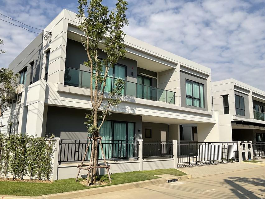 ให้เช่า  หมู่บ้าน Centro Bangna ขับรถเพียง 1 นาทีถึงเมกาบางนา รับคนจีนได้ 1