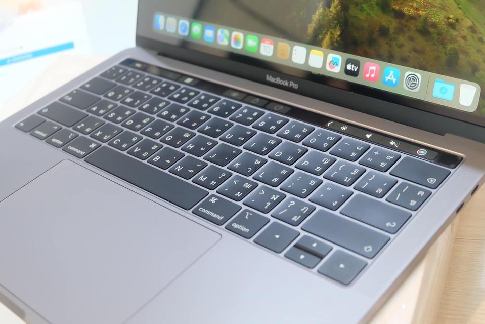 Macbook Pro ปี 2018 อุปกรณ์ครบกล่อง 3