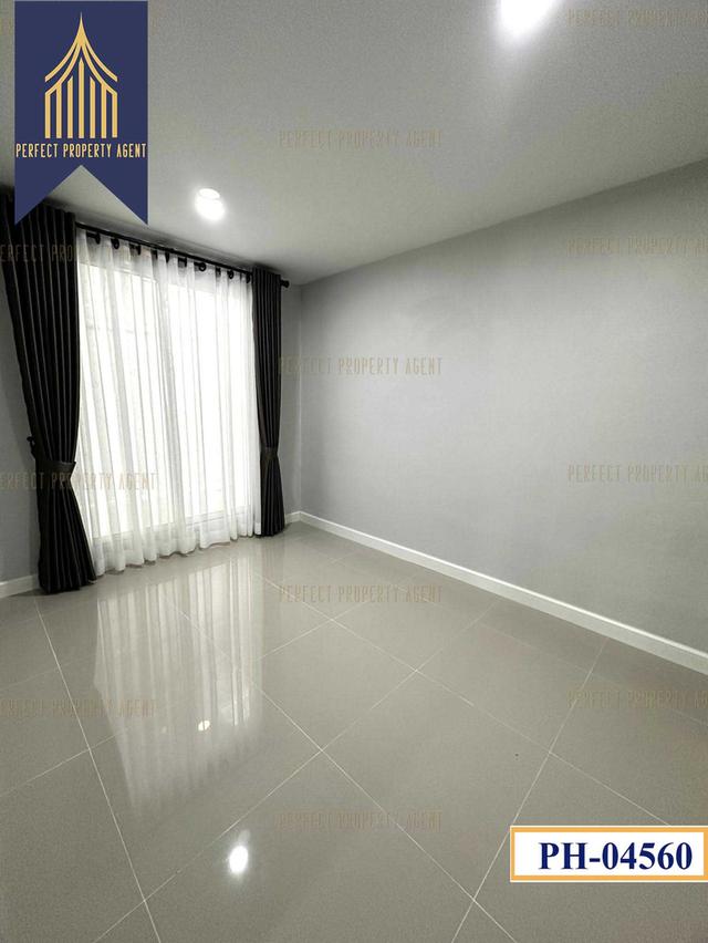 ขายบ้านเดี่ยวหลังมุม ฉัตรแก้ว ซอยเนินพลับหวาน แถมแอร์ เฟอร์นิเจอร์พร้อมเข้าอยู่ 15